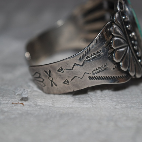 Native American cuff - Picture 4 of 8